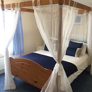 Marlow Lodge